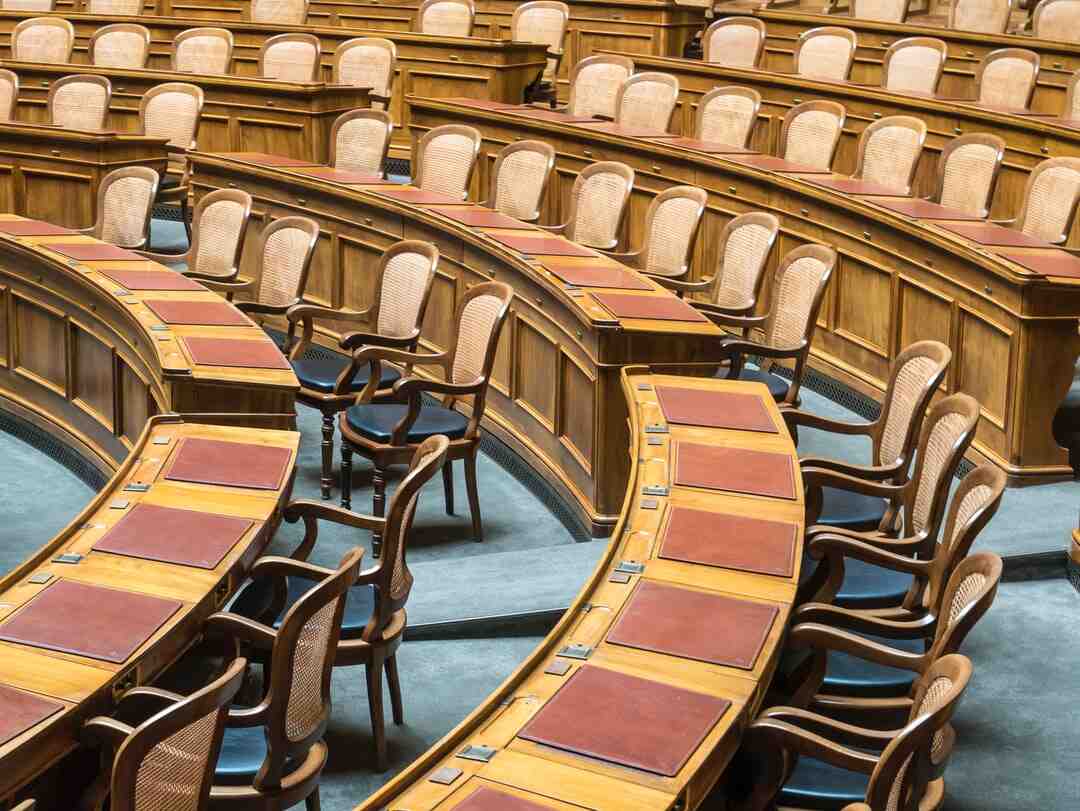 Qui peut destituer un juge ?