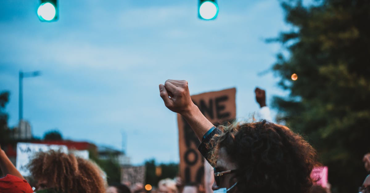 découvrez les avantages des programmes de soutien social et leur impact positif sur la communauté.